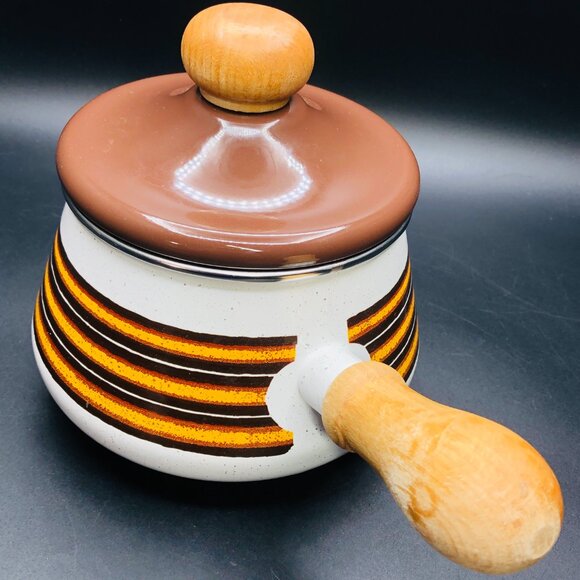 70s Levcoware Vintage Brown Orange Enamel Fondue Pot with Lid Wood Handle Knob - Picture 3 of 9